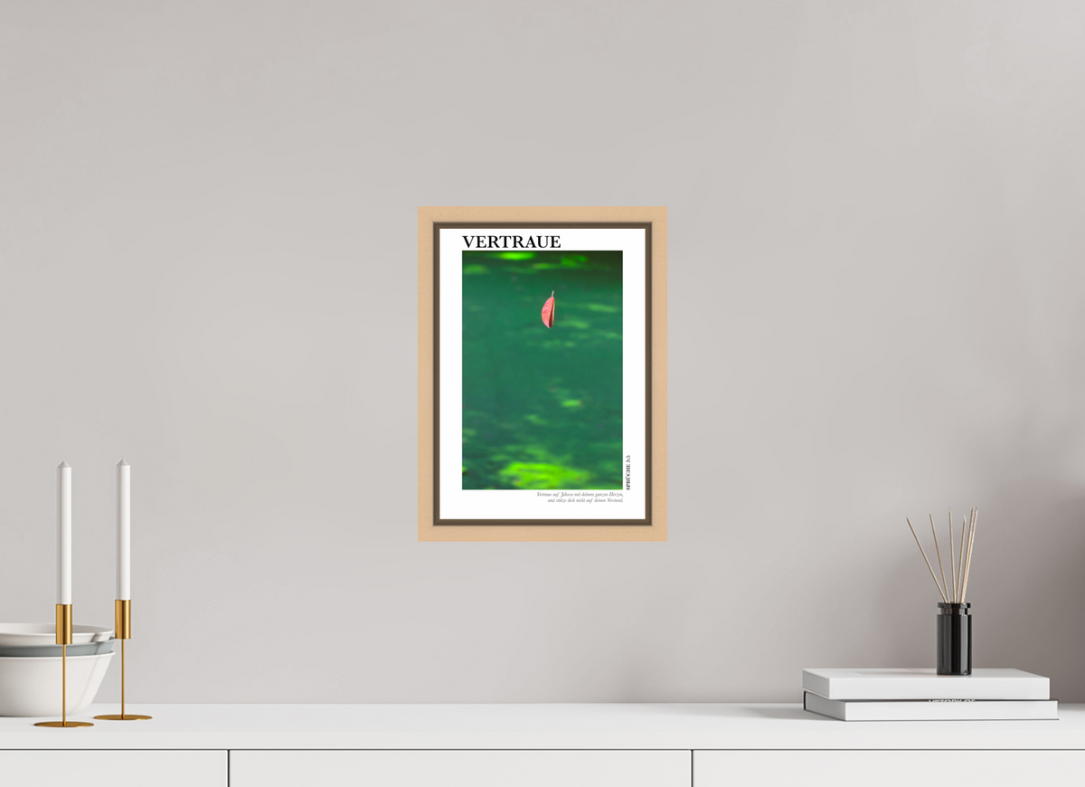 DIN A4 (21 x 29,7 cm), Fine Art Print in Floater Frame - Natural Maple Vertraue