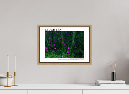 DIN A3 (42 x 29,7 cm), Classic Print in Floater Frame - Natural Oak Leuchten