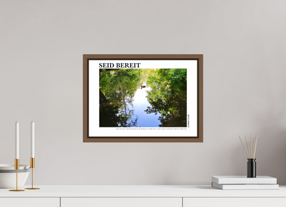 DIN A3 (42 x 29,7 cm), Fine Art Print in Floater Frame - Walnut Seid Bereit