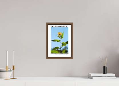 DIN A4 (21 x 29,7 cm), Classic Print in Floater Frame - Walnut Guten Werken